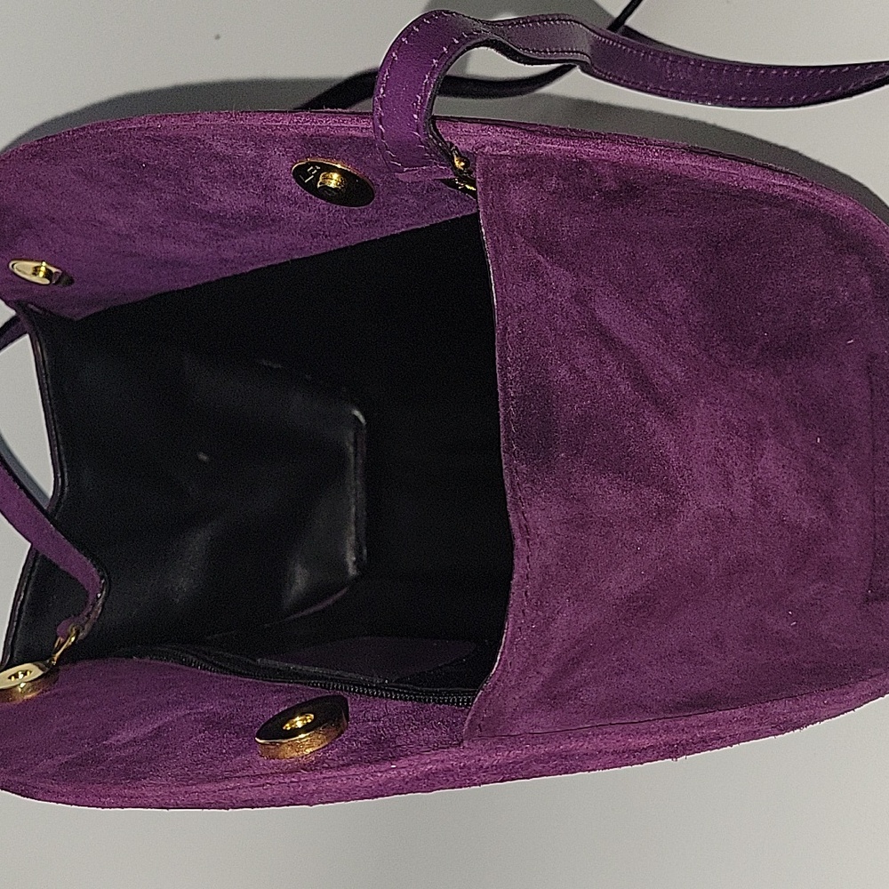 Salvatore Ferragamo Purple Suede Crossbody/Clutch-Pristine Condition - Picture 9 of 9